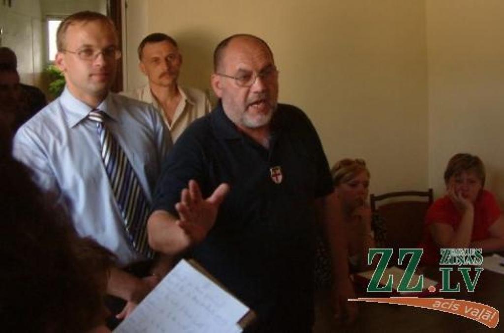 Mihails Klempers: «Negribam blakus svešus cilvēkus, tāpēc jaunu māju šeit nebūs!»