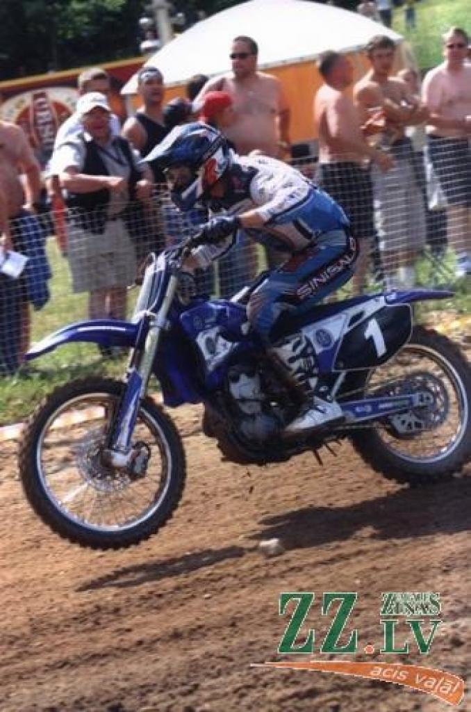 Uzrādījis izcilus rezultātus Latvijā un citās Eiropas valstīs, motosportists Ivo Šteinbergs gatavojas startam pasaules elitārākajās sacensībās - AMA seriālā.