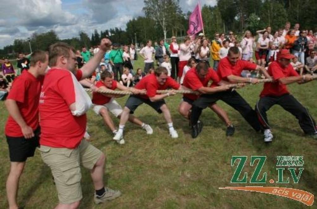 Virves vilkšana komandai «Liellāči» šoreiz beidzās ar sudraba medaļu.