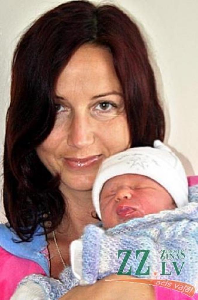 Daiga Elksne ar dēliņu Svenu Edgaru.
Autors: Lāsma Antoneviča.