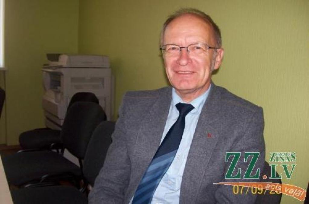 «Mūs interesē jūsu pieredze un metodes civilajā aizsardzībā, lai turpmāk varētu piedalīties ES kopīgos projektos un justos drošāk,» tā - R.Smitbergs.
Autors: Gaitis Grūtups.