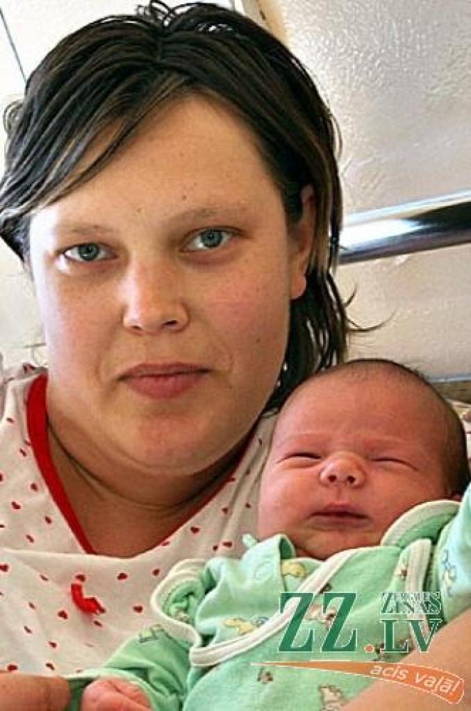 Dace Bertāne ar mazo Paulu Elizabeti.
Autors: Agris Samcovs.