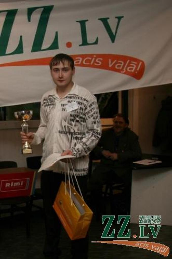 Pirmā «zz.lv» zolītes čempionāta uzvarētājs – jelgavnieks Ivo Jasevičs. Viņš bija veiksmīgākais arī spēles pirmajā kārtā.
Autors: Inga Karlinska.