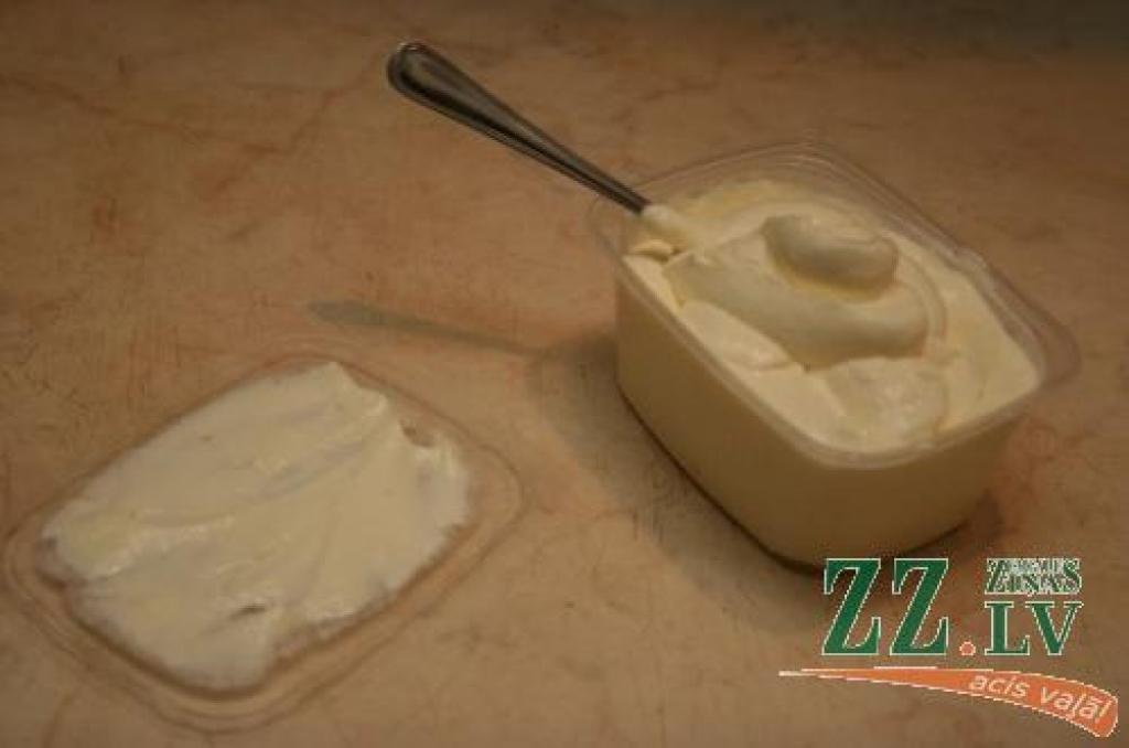 Ja nav korekti norādīts produkta sastāvs, pateikt, vai pircējs iegādājas krējumu vai augu tauku maisījumu, nav iespējams.
Autors: Agris Samcovs.