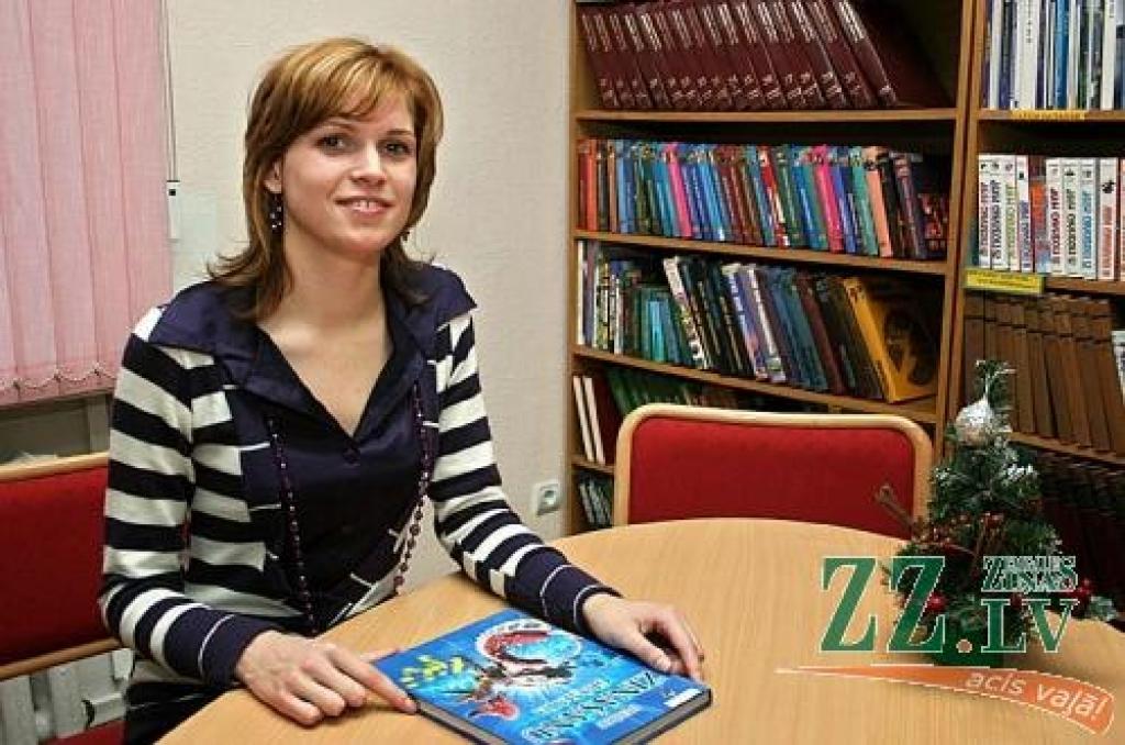 Jaunā vadītāja Baiba Lukaševiča uzskata, ka «Zinītī» lielāka vērība jāpievērš pašiem mazākajiem lasītājiem.
Autors: Agris Samcovs.