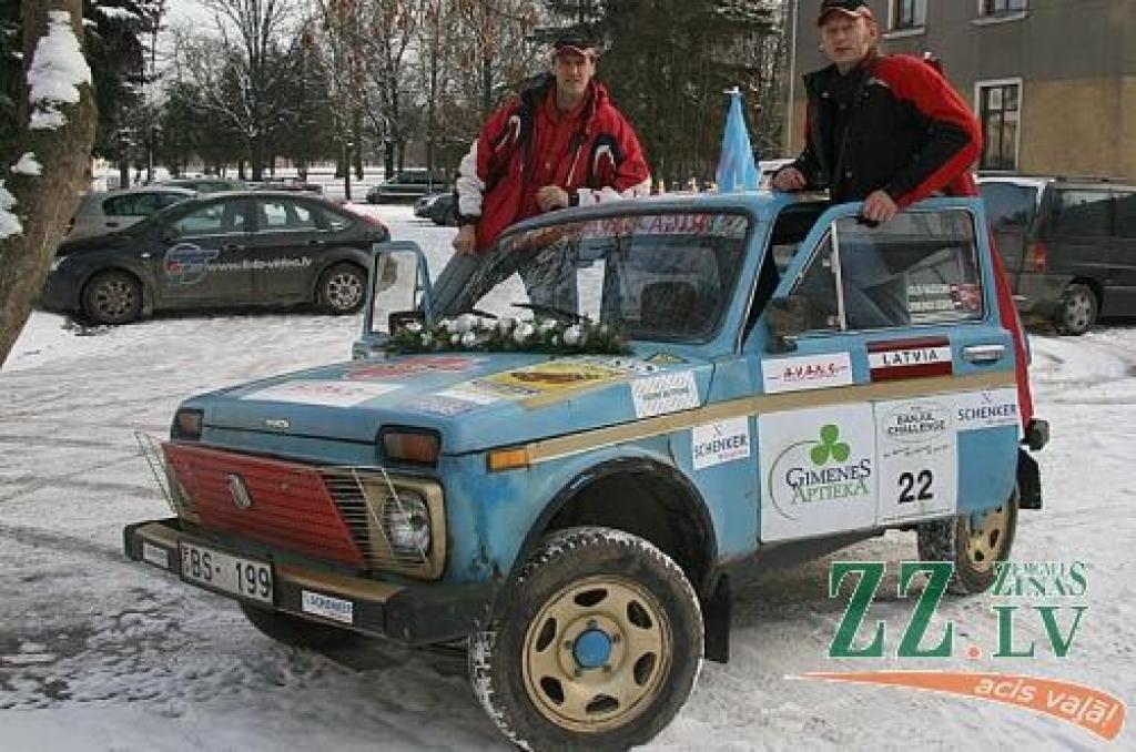 Vairāk nekā 20 gadus vecais auto četrās dienās noripojis vairāk nekā 4,5 tūkstošus kilometru.
Autors: Inga Karlinska.