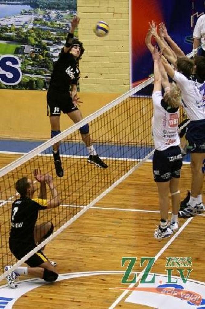 Gremdē Maksims Rostovcevs.
Autors: Agris Samcovs.