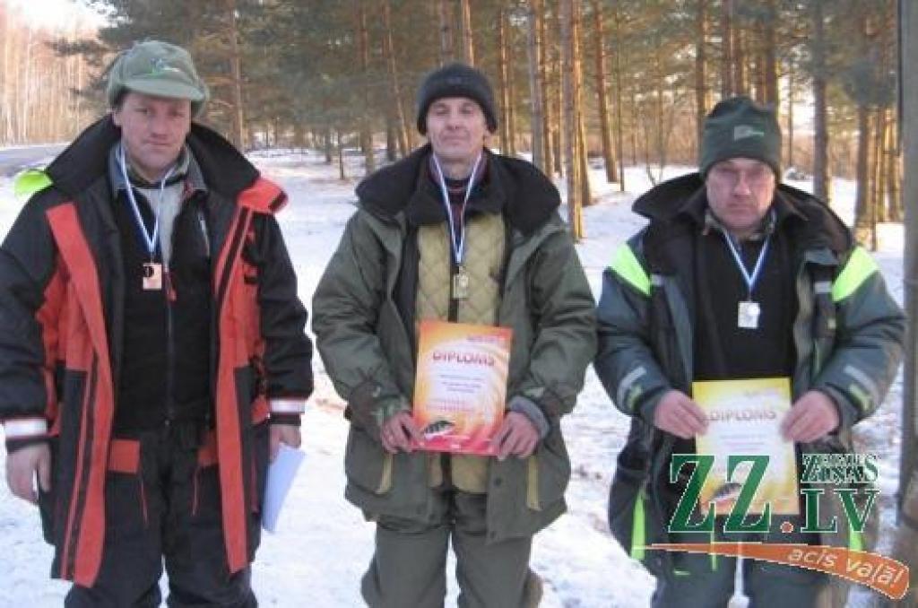 Veiksmīgākie bļitkotāji - Jānis Staņa (centrā), Dainis Grunskis (no labās) un Juris Leitāns.
Autors: Juris Kļaviņš.