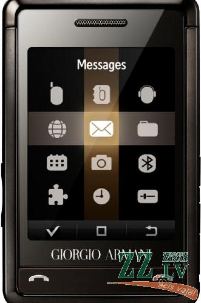 Tagad Armani vārds greznojas ne tikai apģērbu un parfimērijas pasaulē.
Autors: www.gsmarena.com