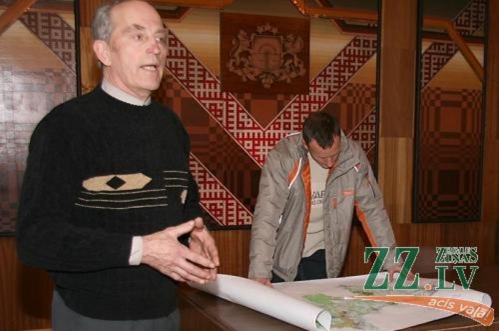 Pagasta vadītājs Jānis Vīgants ir pārliecināts, ka poligona izveide nekādu kaitējumu nenodarīs,...
Autors: Inga Karlinska.