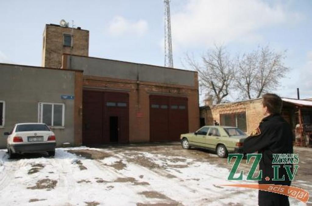 Iepriekš konstatētie trūkumi ir novērsti, un tagad Kalnciema depo tornī uzstādītās sirēnas radītais troksnis esot dzirdams tālu...
Autors: Inga Karlinska.