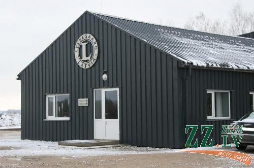 Valsts darba inspekcija pagaidām nav saņēmusi ar Zaļenieku rūpnīcā notikušo negadījumu saistītos dokumentus...
Autors: Inga Karlinska.