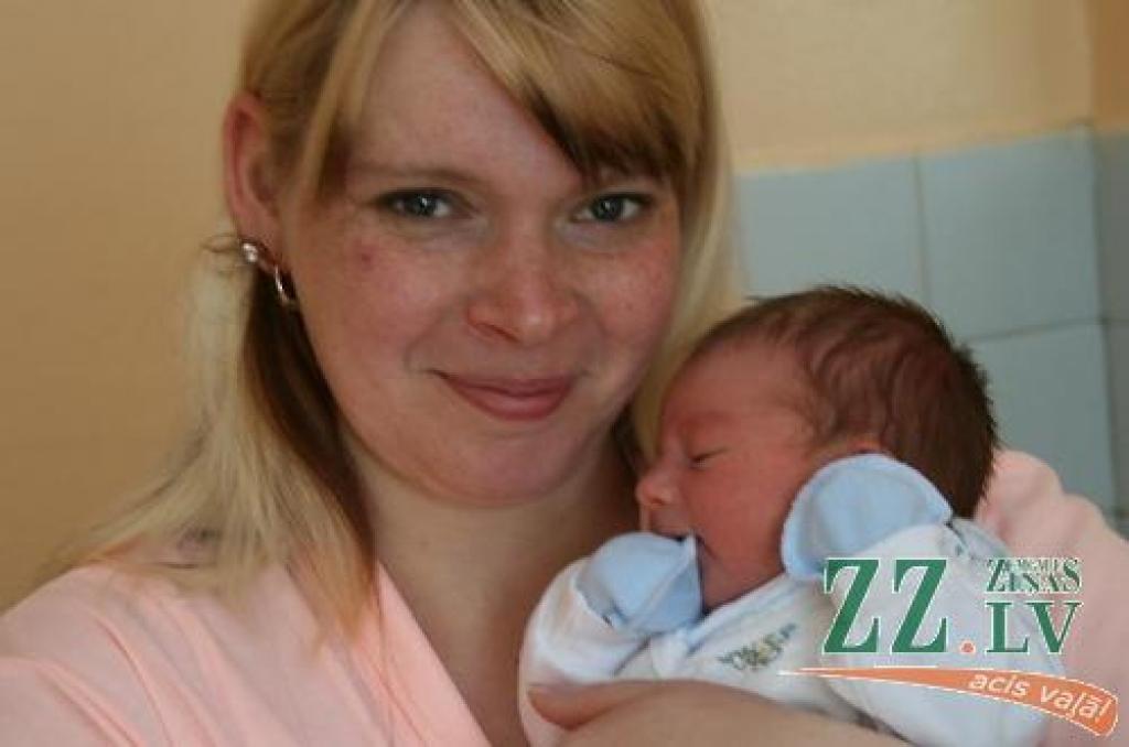 Andra Pekse ar dēliņu Endiju.
Autors: Agris Samcovs.