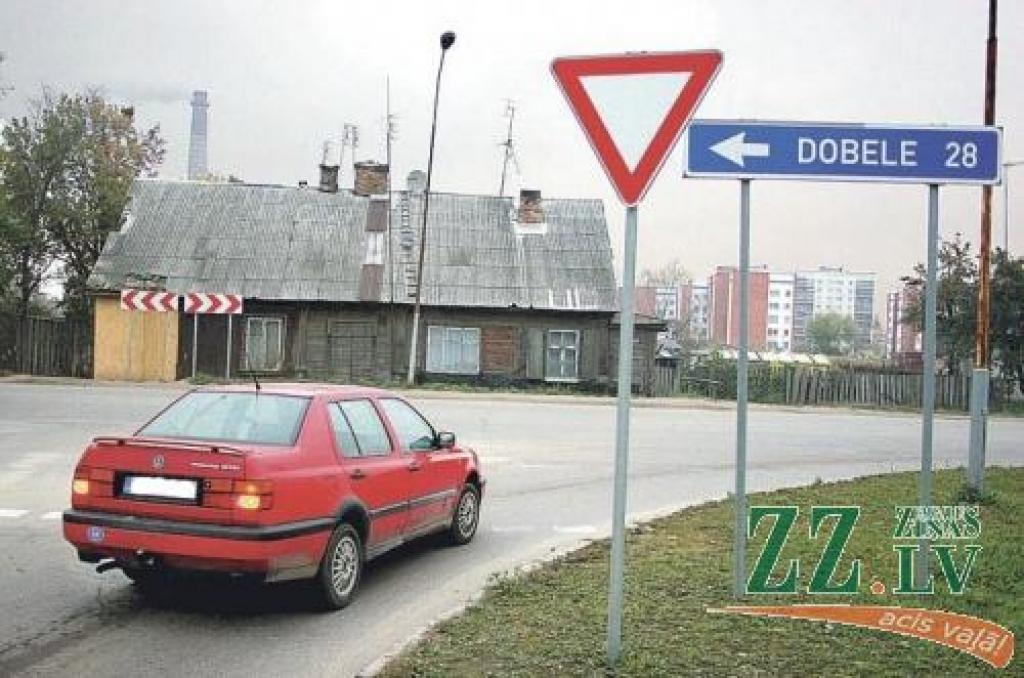 Pēdējais dzīvoklis mājā Dobeles šosejā 44 atpirkts, un tuvākajā laikā tiks sākts darbs pie Ziemeļu apvedceļa projektēšanas.
Autors: No «Ziņu» arhīva.