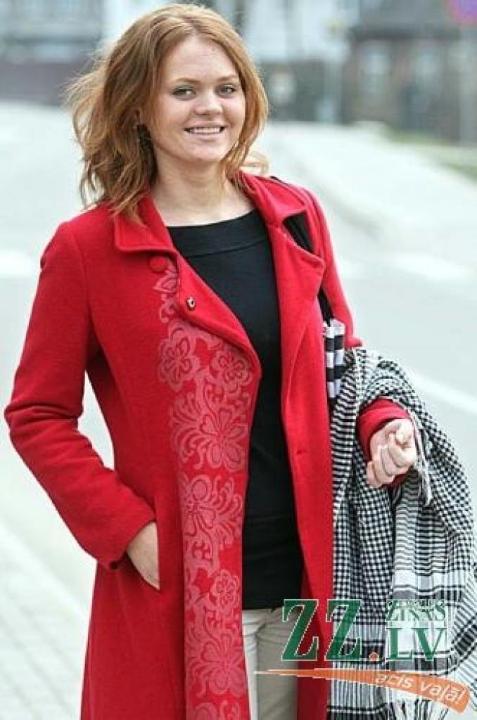 «Talantu akadēmijas» absolvente Madara Daģe vērtē, ka iegūtās zināšanas lieti noderēs turpmākajās studijās.
Autors: Agris Samcovs.