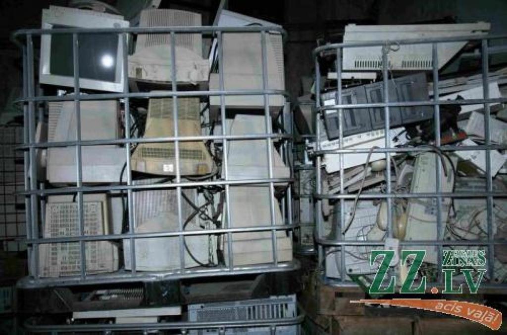 Pārstrādājot elektropreces, tiek atgūti aptuveni 80% materiālu, ko var izmantot jaunu preču ražošanai. Tādējādi, atbrīvojot mājās telpu, tiek dots neliels ieguldījums arī globālā mērogā.
Autors: www.ekomedia.lv