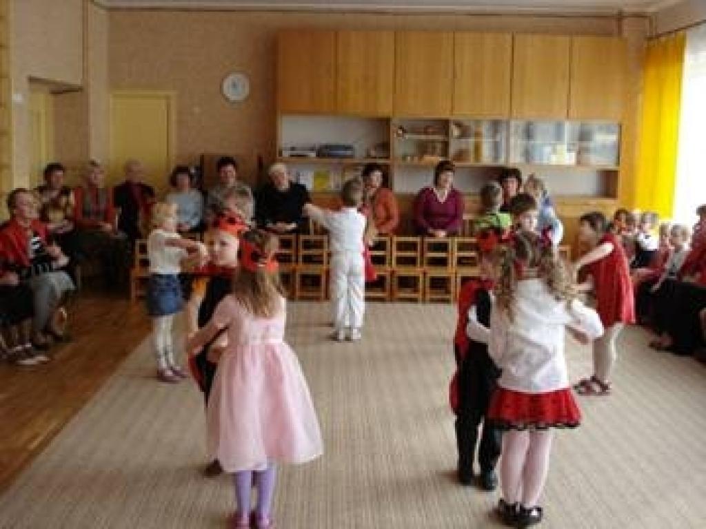 Mirklis no 25.marta pasākuma Kalnciemā.
Autors: No bibliotēkas arhīva.