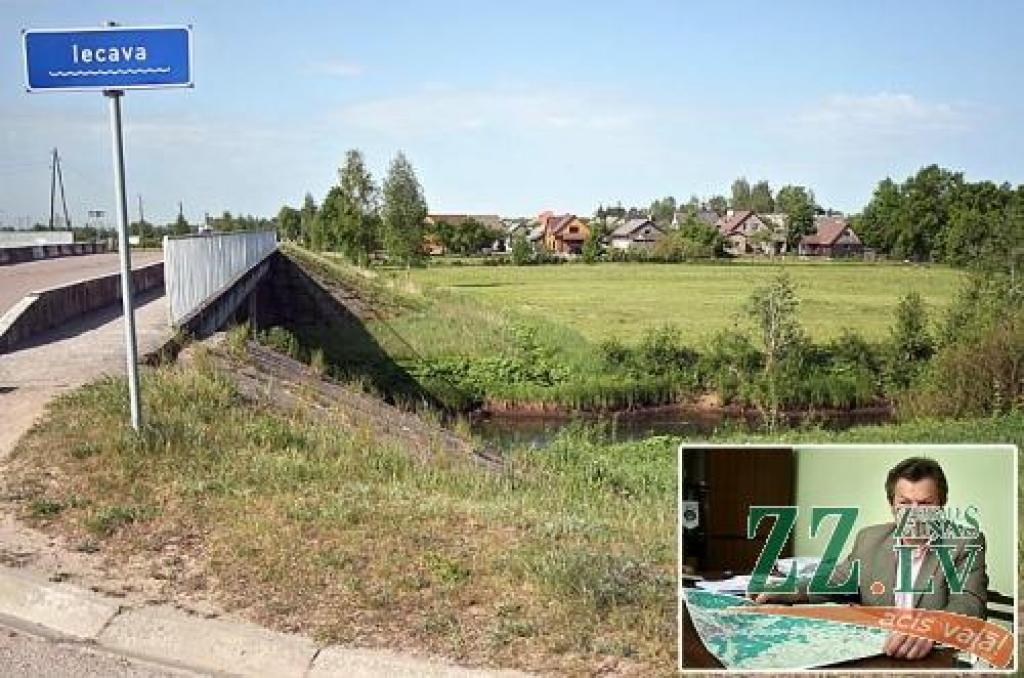 «Mūs ar Sidrabeni saista divas upes - Iecava un Lielupe. Apvienojoties kļūsim par vienotu novadu ar ainavisku vidi, attīstītu uzņēmējdarbību, infrastruktūru un kultūrvēsturiskām vietām,» teic Ozolnieku novada domes priekšsēdētājs Māris Ainārs.
Autors: Agris Samcovs.