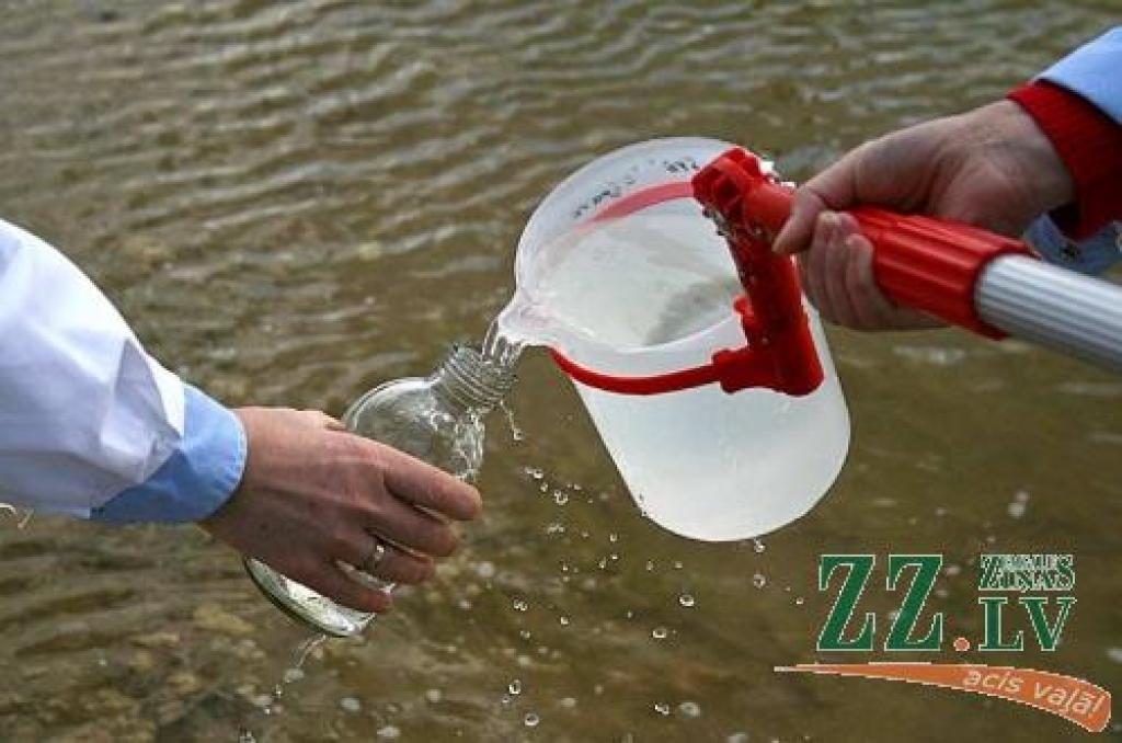 Saskaņā ar SVA peldūdens monitoringa rezultātiem, Jelgavā un rajonā tā kvalitātes rādītāji atbilst normai.
Autors: Agris Samcovs.