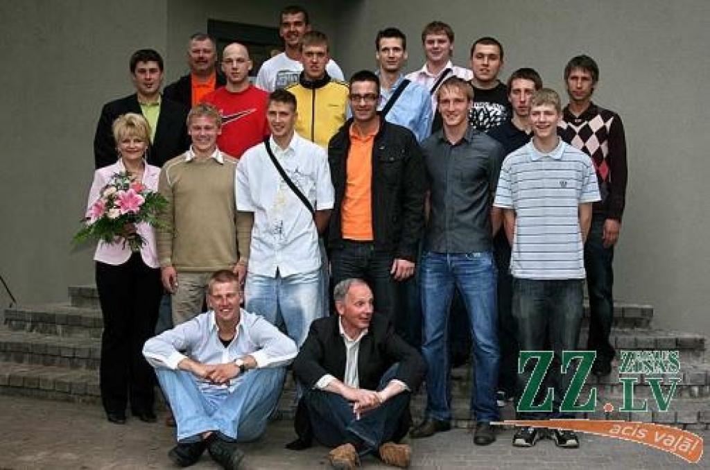 Sezona aizvadīta godam, bet priekšā ir vēl grūtākas cīņas...
Autors: Agris Samcovs.