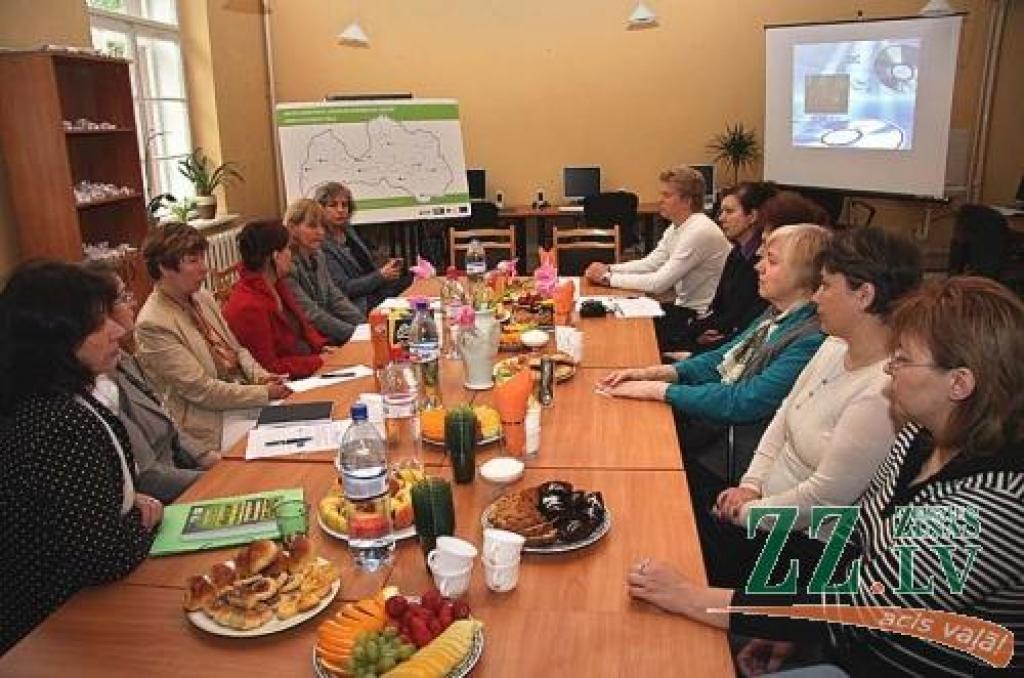 Diskusijā tika secināts, ka savstarpējās informētības trūkums ir galvenais iemesls, kas traucē invalīdiem apzināties savu varēšanu un sekmīgi iekļauties darba tirgū.
Autors: Krišjānis Grantiņš.