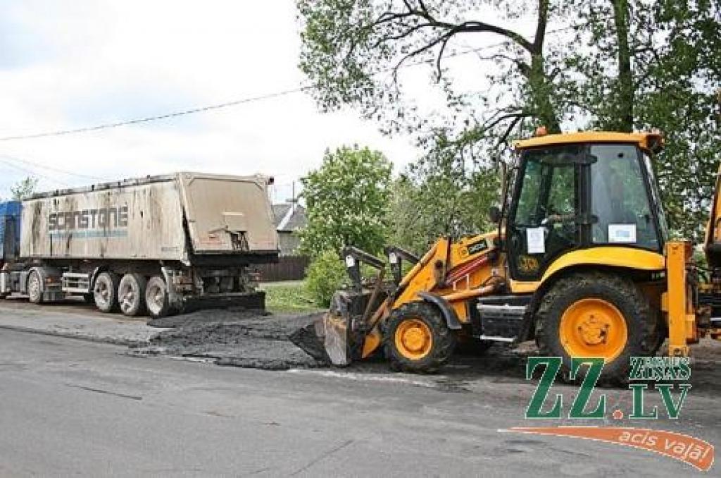 «Aromātiskā» krava līdz pēcpusdienai jau bija savākta.
Autors: Agris Samcovs.