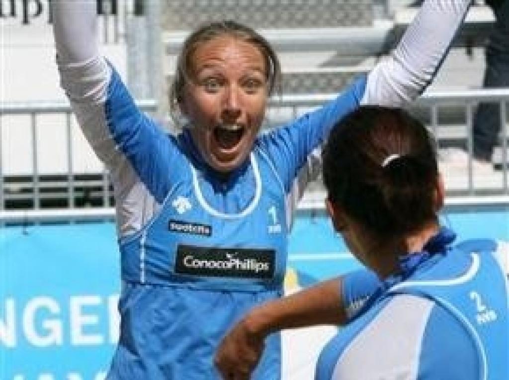 Inguna Minusa un Inese Jursone.
Autors: www.fivb.com