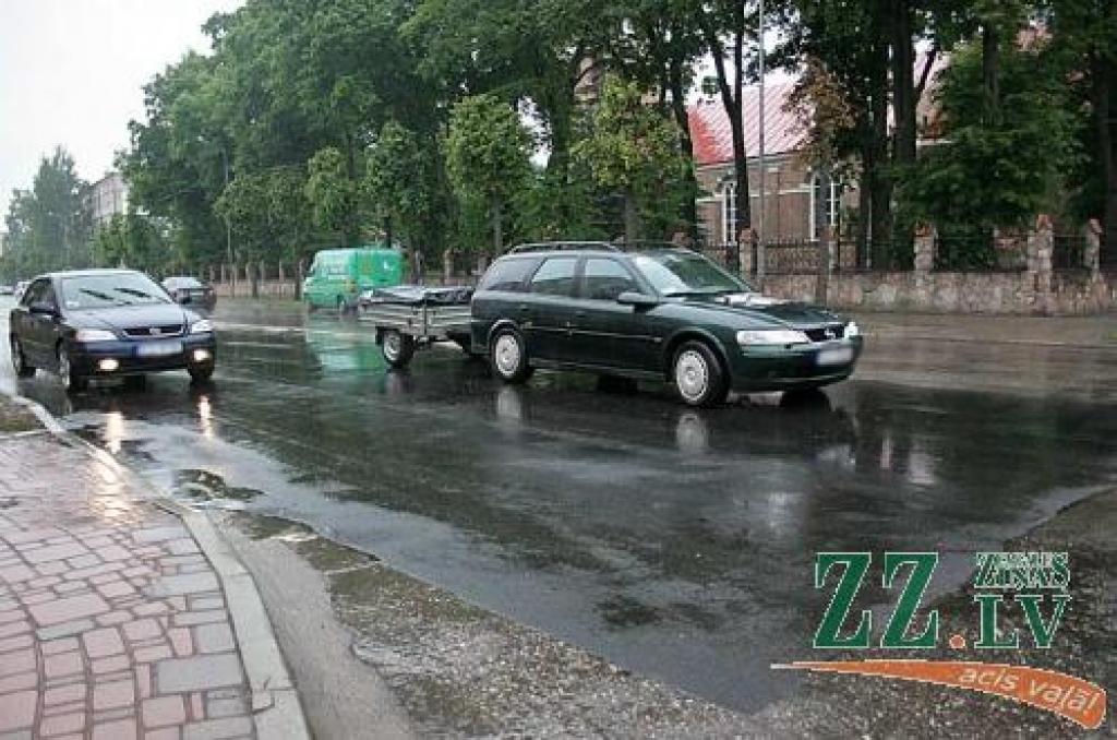 Remontdarbus Lielajā ielā izdevies pabeigt ļoti savlaicīgi.
Autors: Agris Samcovs.