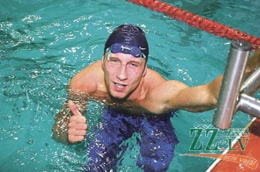 Viktors Vovruško Latvijas olimpiādē gatavojas startēt 100 un 200 metru brīvā stila distancēs, kā arī 200 un 400 metru kompleksajā peldējumā.
Autors: No «Ziņu» arhīva.