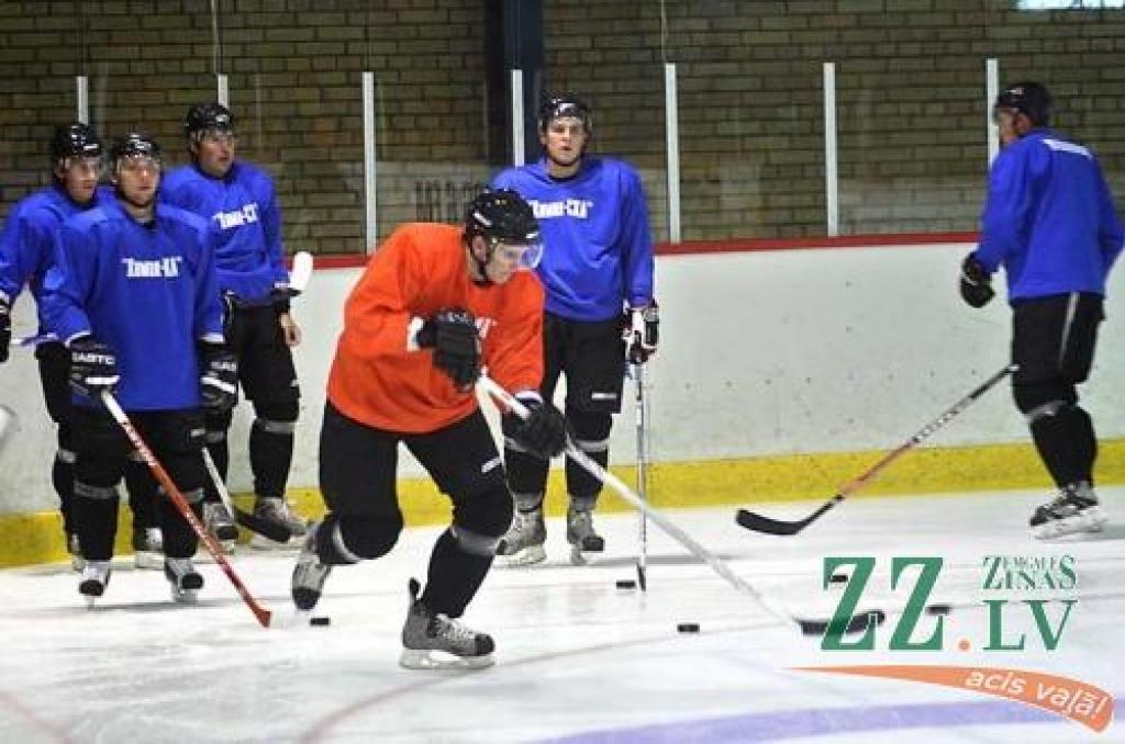 Novopolockas «Himik» treniņnometnē Jelgavā.
Autors: Elga Dudareva.