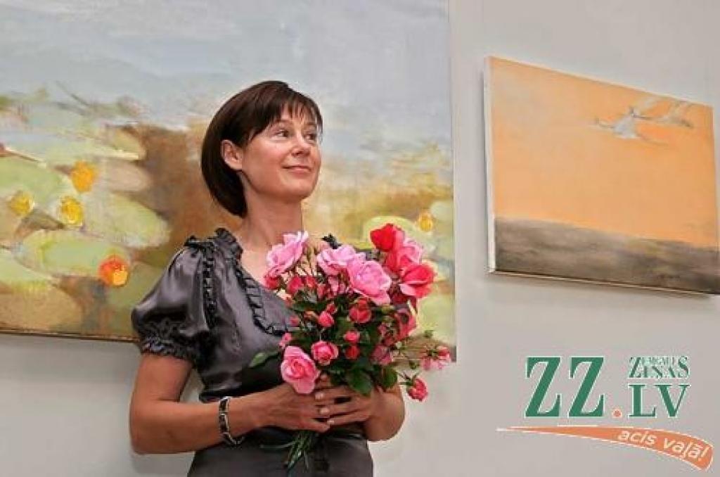 Māksliniece Baiba Ūlande savu gleznu izstādē «Suņa takā».
Autors: Agris Samcovs.