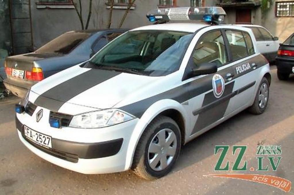 Pirmajā pusgadā samazinājies sevišķi smagu noziedzīgu nodarījumu skaits, toties vairāk kļuvis ekonomiska rakstura likumpārkāpumu.
Autors: No «Ziņu» arhīva. 