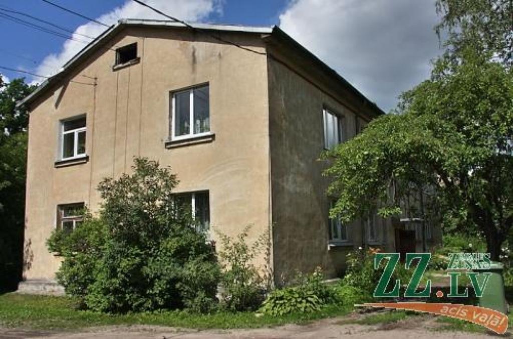 Šīs mājas bilancē par nepamatotu atzīta apsaimniekotāja pretenzija uz vairāk nekā 500 latiem. Kā ir citās?
Autors: No «Ziņu» arhīva.