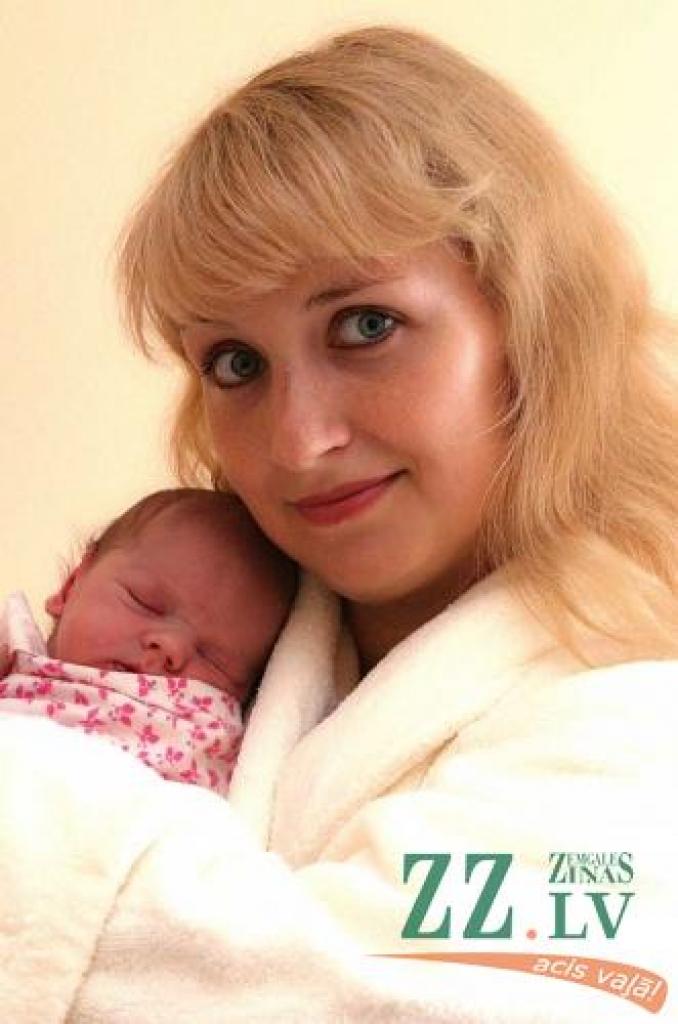 Ilana Trišina ar dēliņu Vladislavu.
Autors: Māra Ozola.