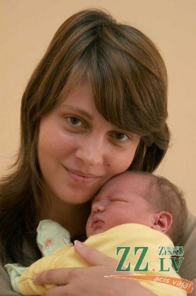 Aija Treija ar dēliņu Eduardu.
Autors: Māra Ozola.