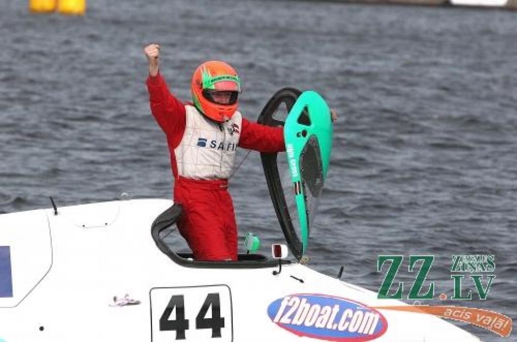 Jelgavnieks Uģis Gross panākumu sarakstu nu var papildināt ar Skandināvijas vicečempiona titulu un trešo vietu Eiropas čempionātā.
Autors: No «Ziņu» arhīva. 