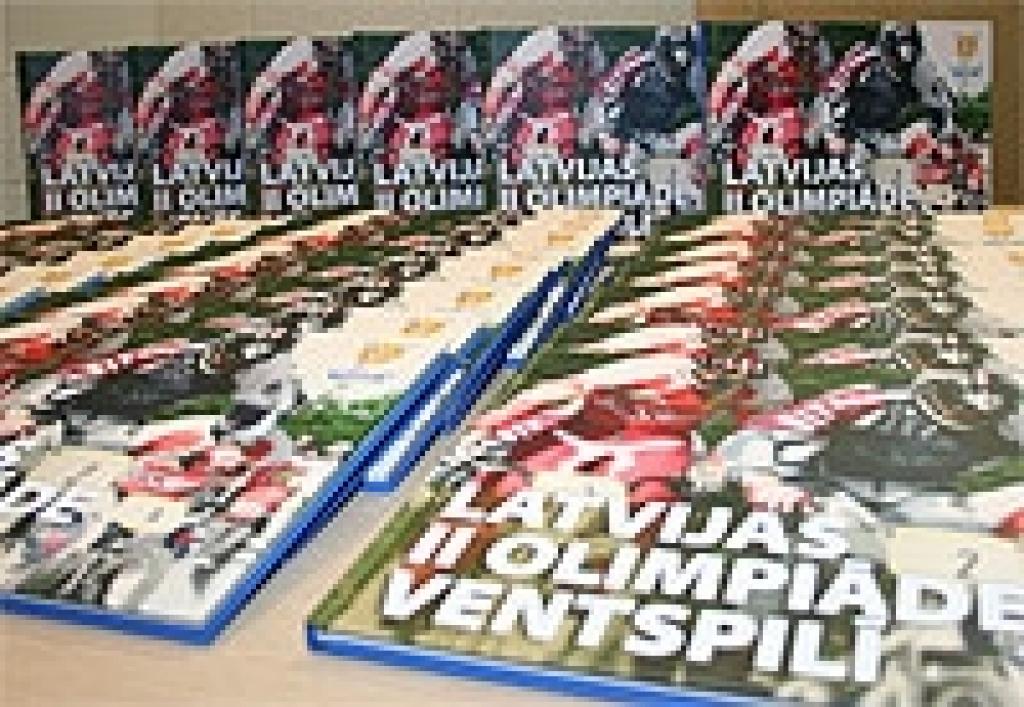 Īsi pirms Pekinas olimpiskajām spēlēm iznākusi grāmata, kurā var atskatīties uz olimpiskajiem sasniegumiem pašu zemē.
Autors: No LOK arhīva.