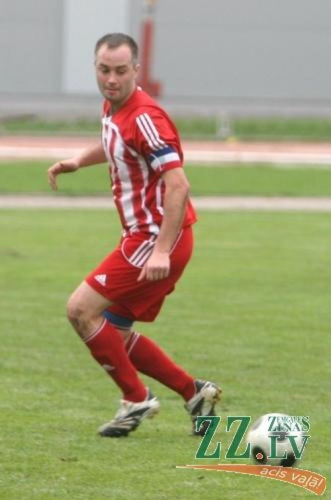 FK «Jelgava» komandas kapteinis Viktors Rezjapkins.
Autors: No «Ziņu» arhīva.