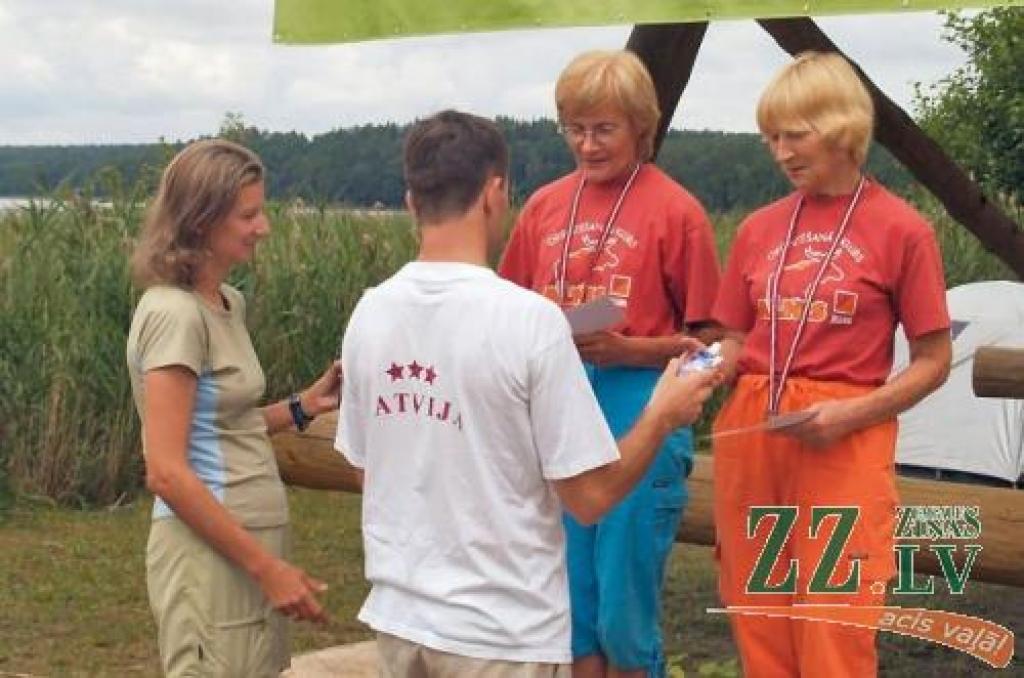 Māra Bolšteina un Velta Zjatkova godalgu klāstu papildinājušas ar zelta medaļām pasaules čempionātā rogainingā. 
Autors: No «Ziņu» arhīva.