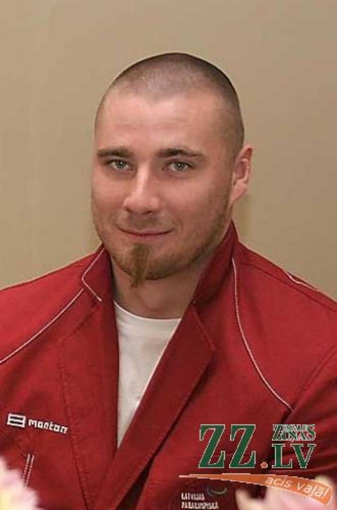 Pekinas paralimpisko spēļu sudraba medaļnieks lodes grūšanā - Edgars Bergs.
Autors: No «Ziņu» arhīva.