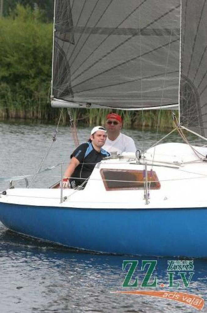 «Pingvīns» tuvojas otrā brauciena finišam.
Autors: Māra Ozola.