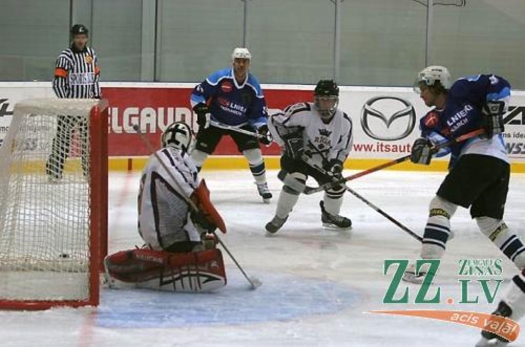 ...
Autors: Agris Samcovs.