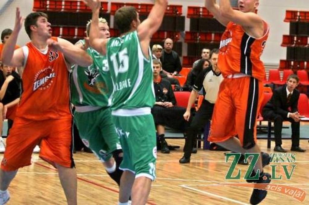 BK «Zemgale» LBL 1.divīzijas spēle pret Gulbenes komandu «ASK/Buki».
Autors: Agris Samcovs.