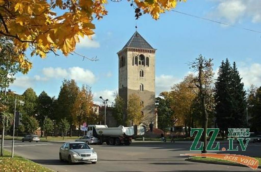 20 mēnešu laikā iecerēts veikt torņa arhitektoniskos un arheoloģiskos izpētes darbus, izbūvēt tā iekštelpas un aprīkot vēsturisko pieminekli ar mēbelēm un citām lietām, pēc tam pievēršot šim objektam arī tūristu uzmanību. 
Autors: Agris Samcovs. 