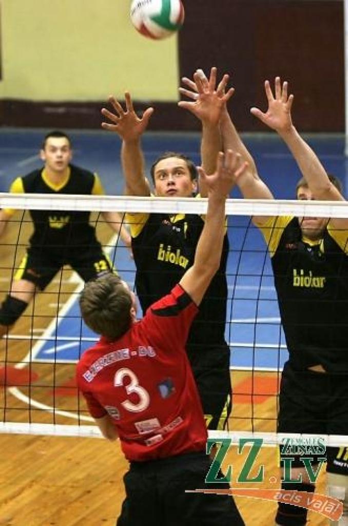 Autors: Agris Samcovs.