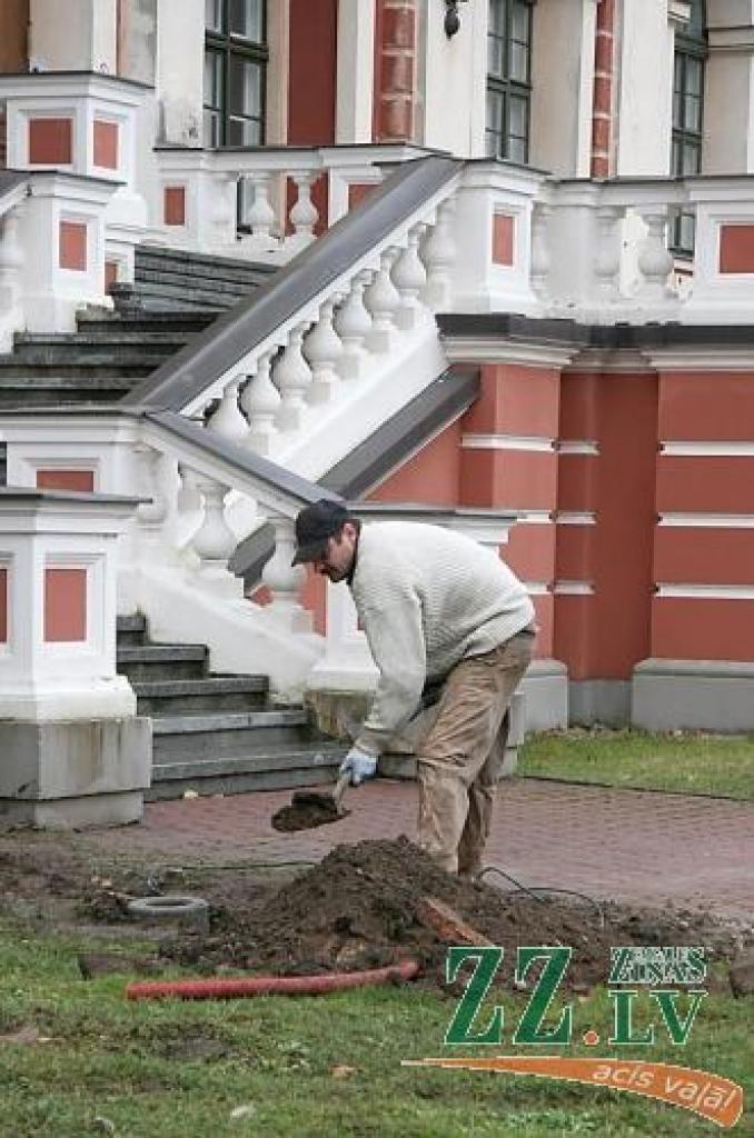 Autors: Inga Karlinska.