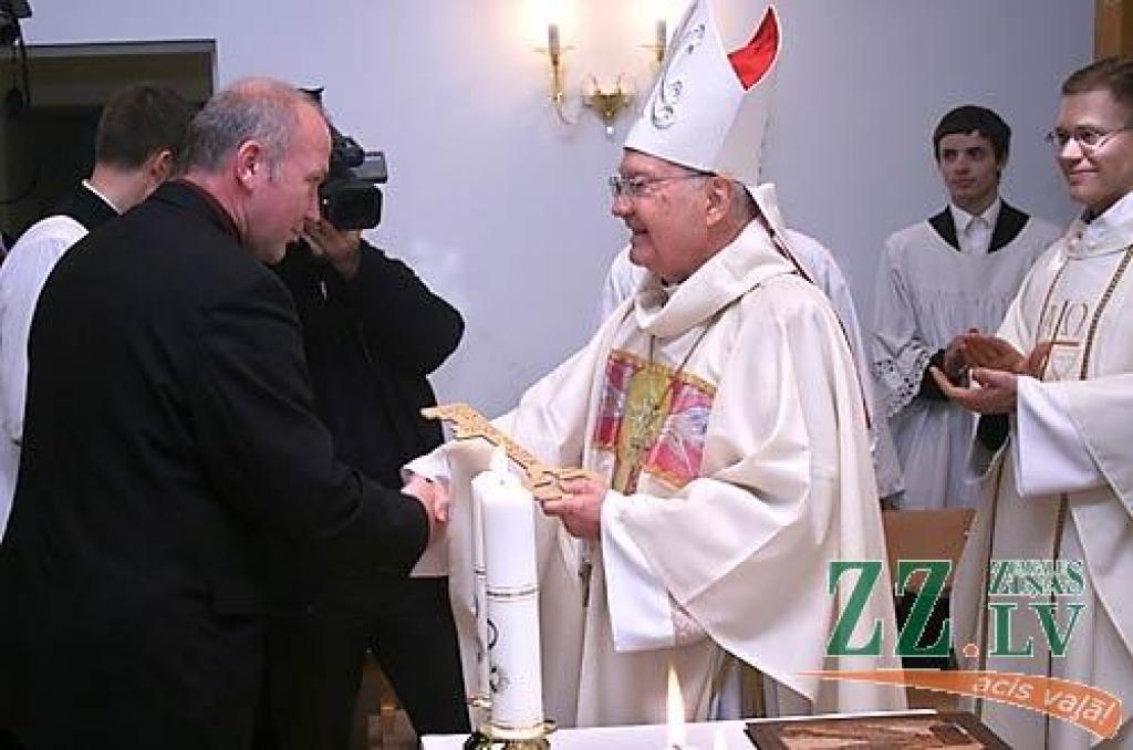 Bērniņa Jēzus māsu karmelīšu klostera iesvētīšana.
Autors: Agris Samcovs.