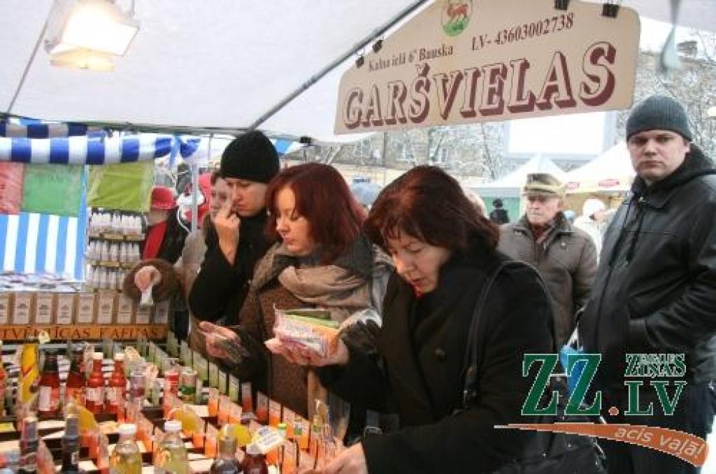 Tradicionālais Ziemassvētku tirdziņš.
Autors: Maira Dudareva.