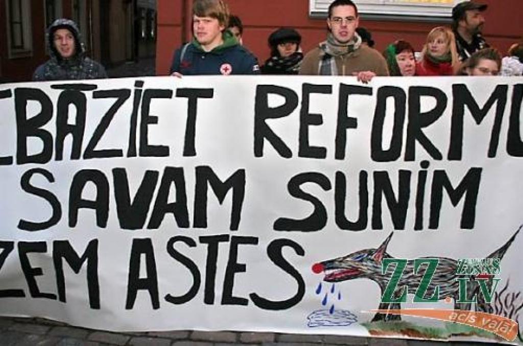 ...
Autors: Agris Samcovs.