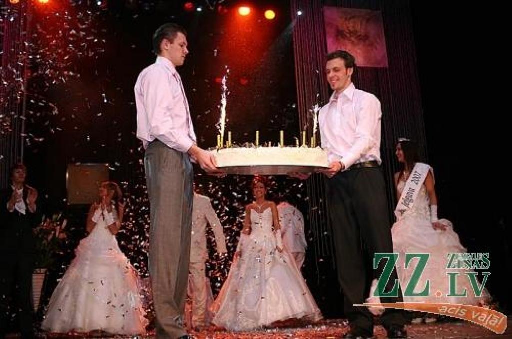 Nākammēnes, visticamāk, saldā trofeja uz konkursa skatuves netiks nesta, jo... nebūs jau paša konkursa.
Autors: No «Ziņu» arhīva. 